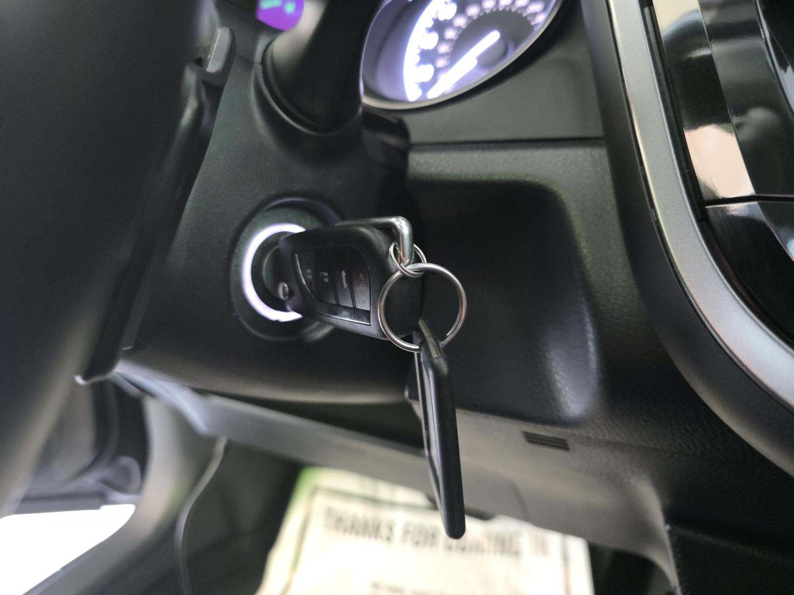 2024 Toyota Camry SE AWD