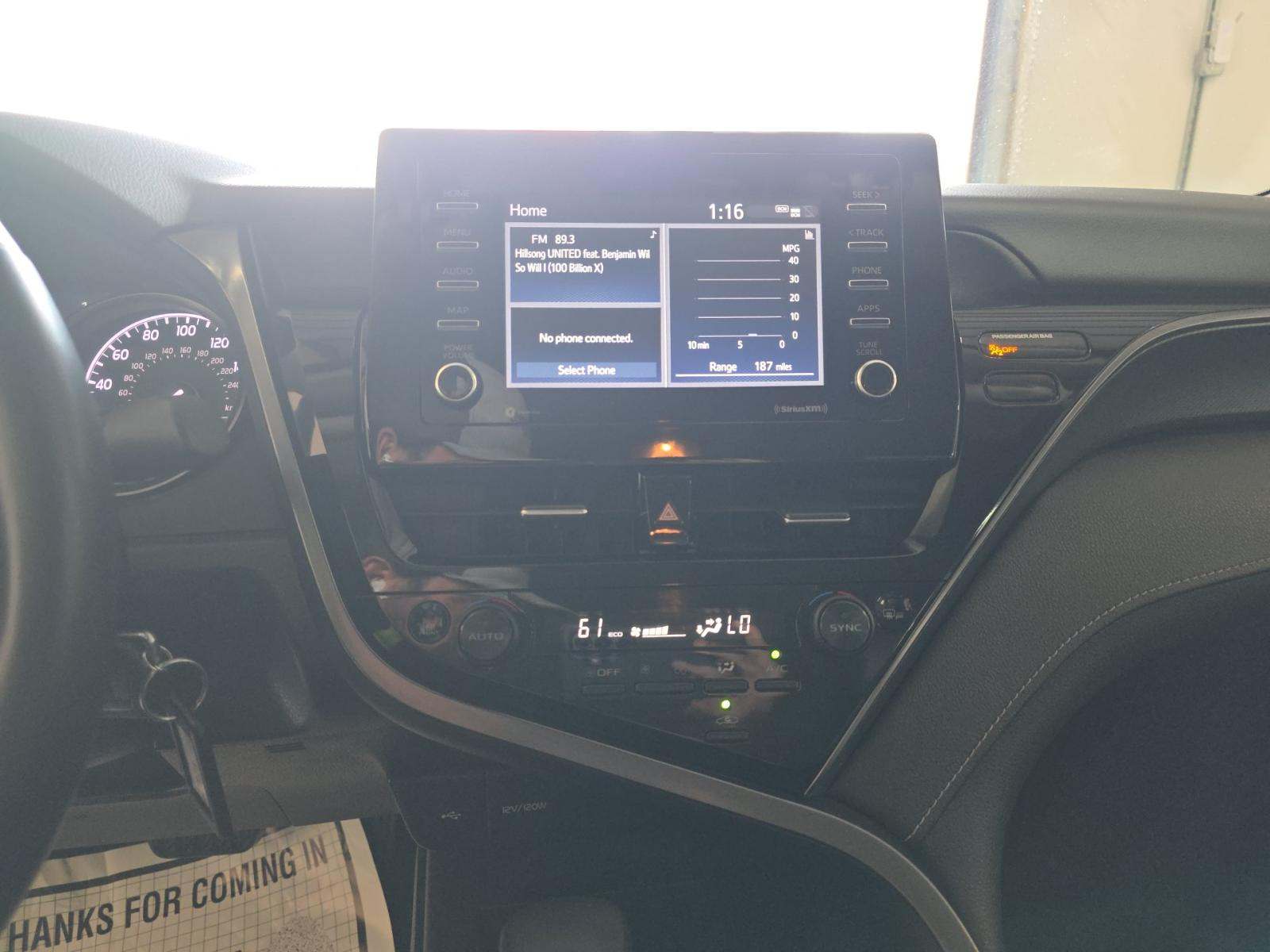 2024 Toyota Camry SE AWD