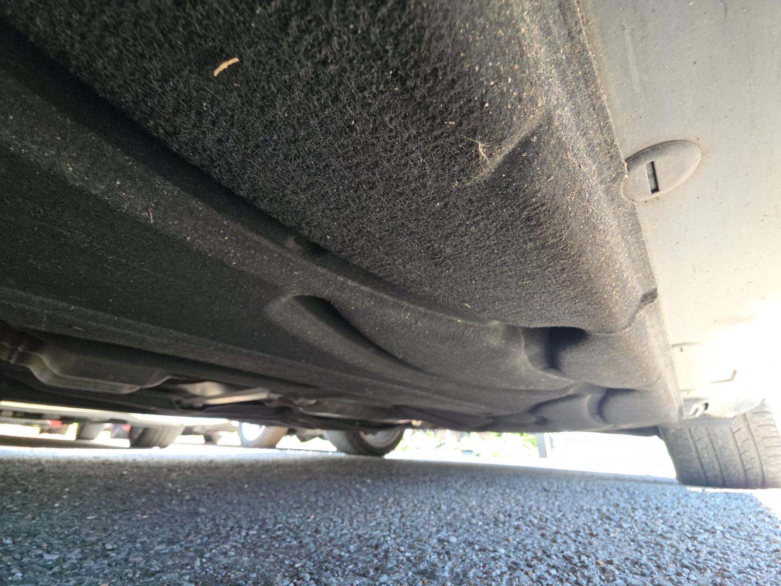 MERCEDES-BENZ E-CLASS - 7