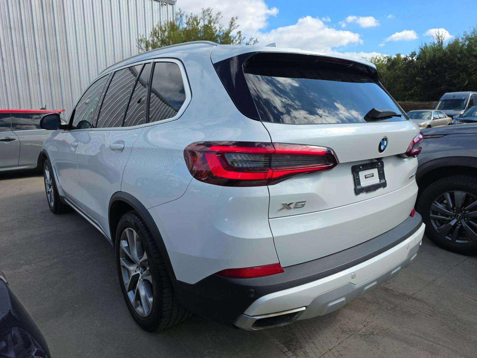 2021 BMW X5 sDrive40i RWD