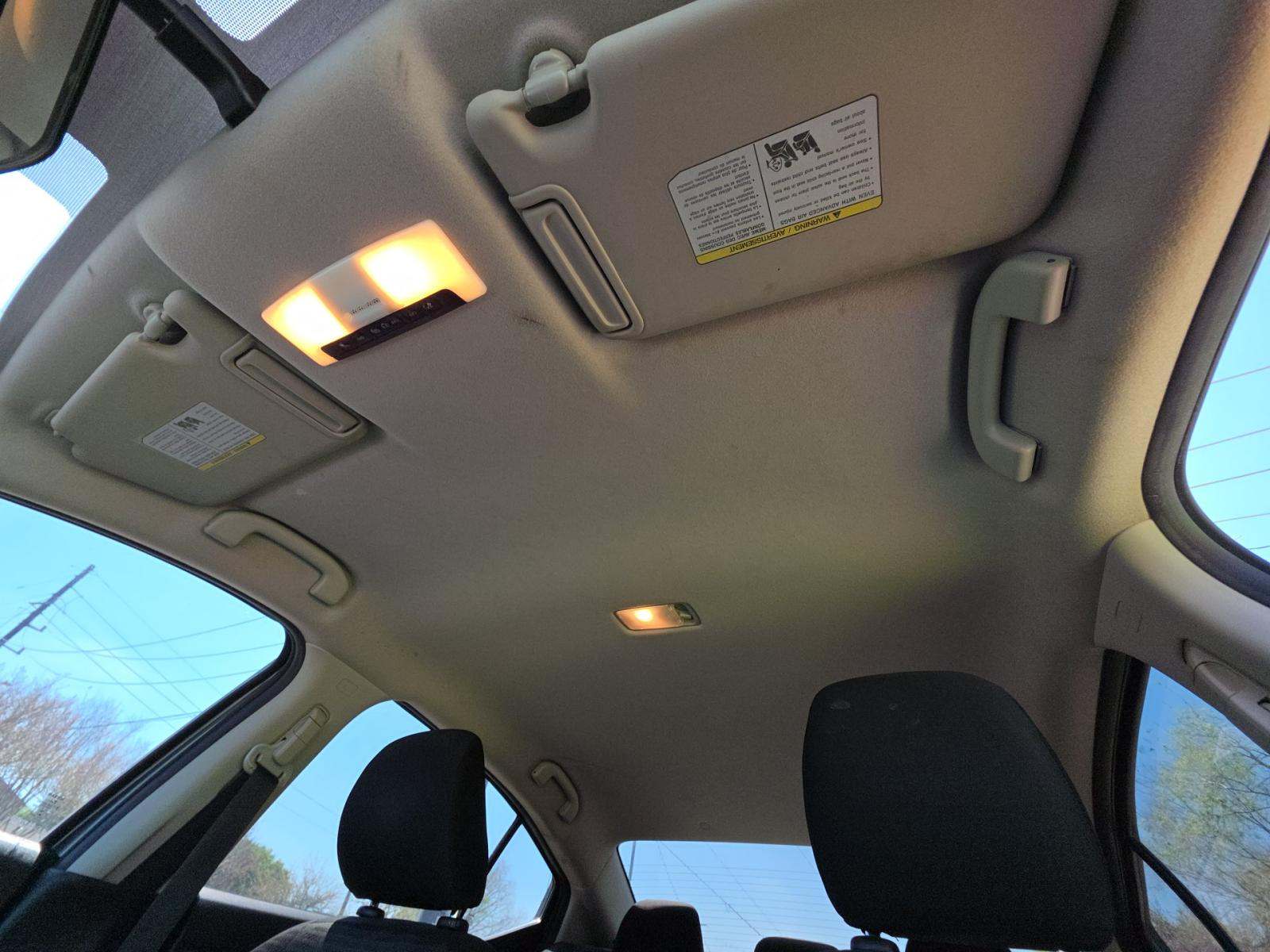 NISSAN VERSA - 7