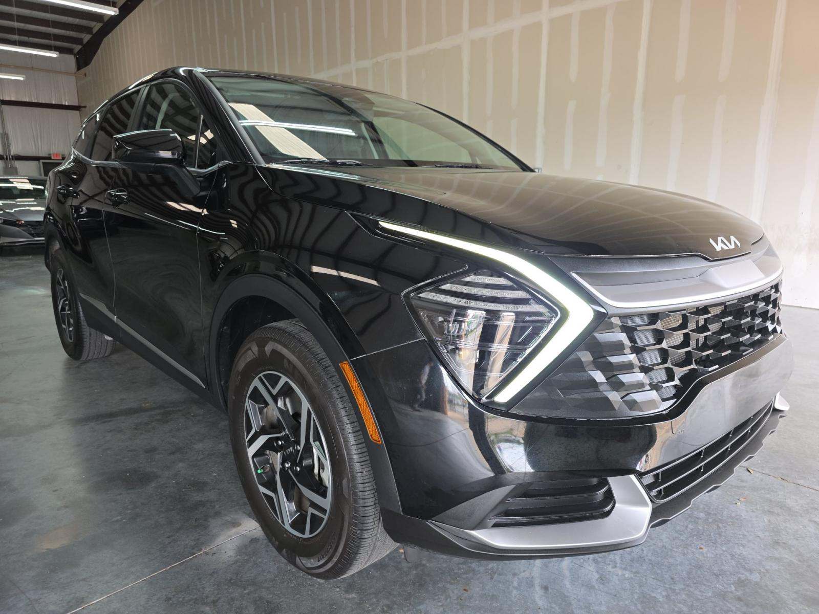 2025 Kia Sportage LX AWD