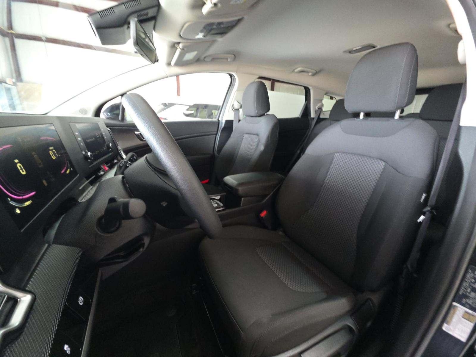 2025 Kia Sportage LX AWD