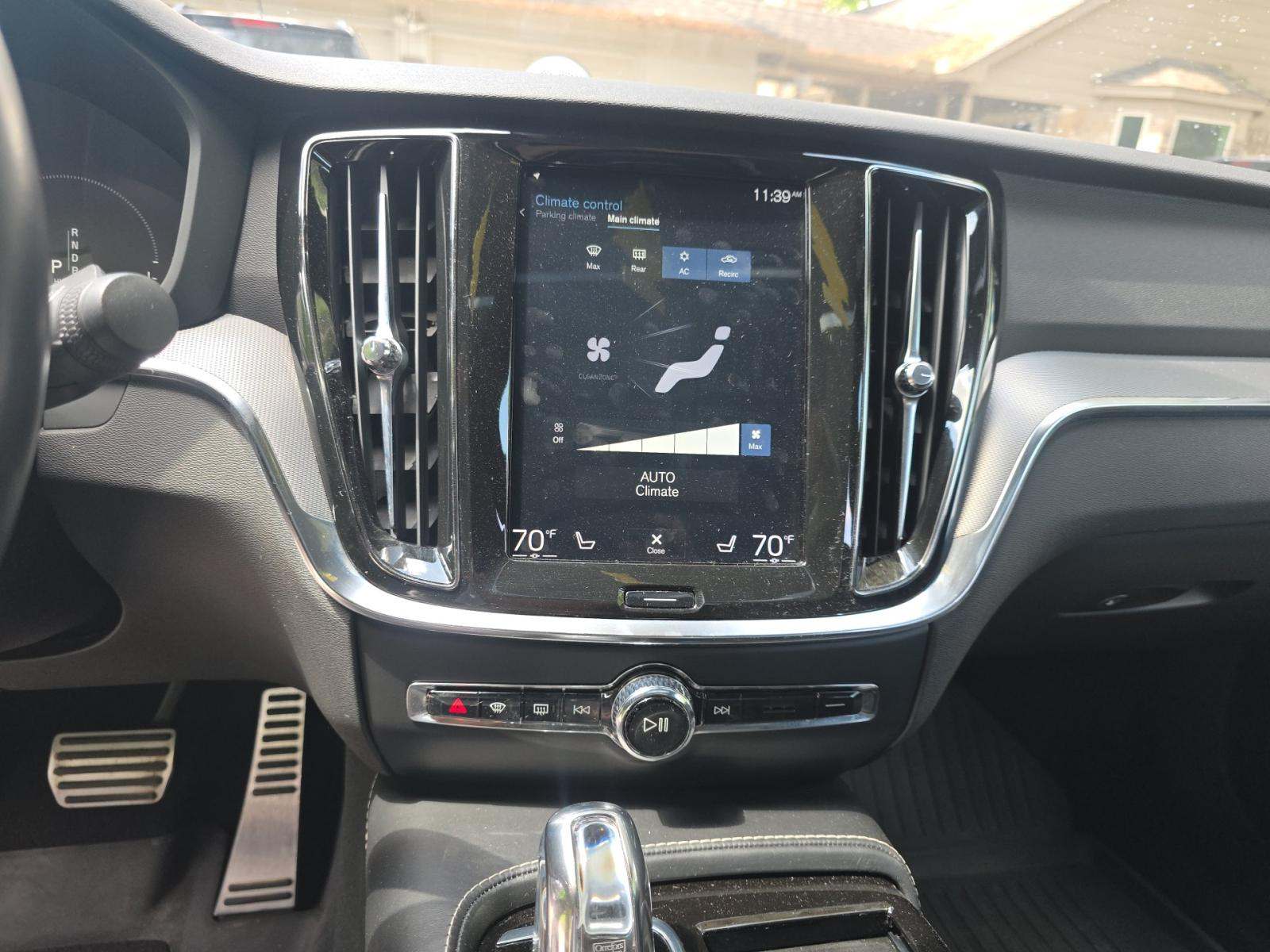 2019 Volvo S60 Plug-In Hybrid T8 R-Design AWD