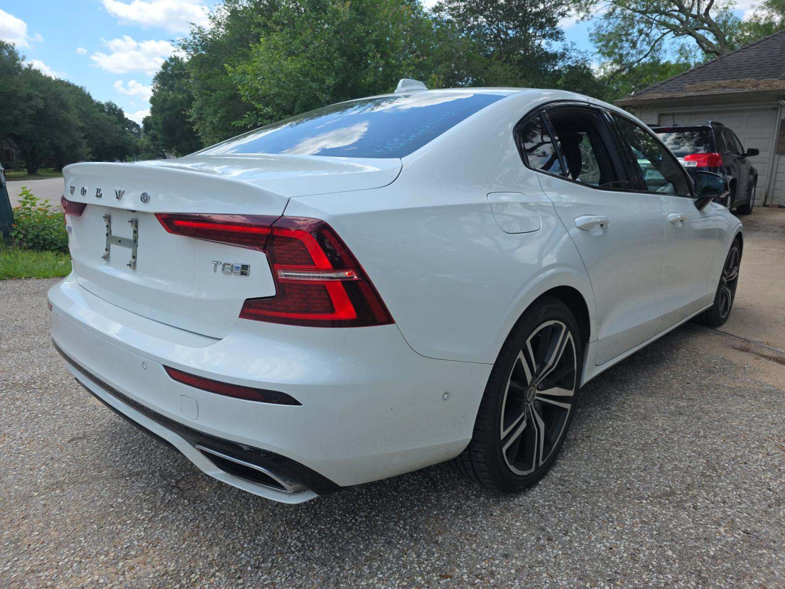 2019 Volvo S60 Plug-In Hybrid T8 R-Design AWD