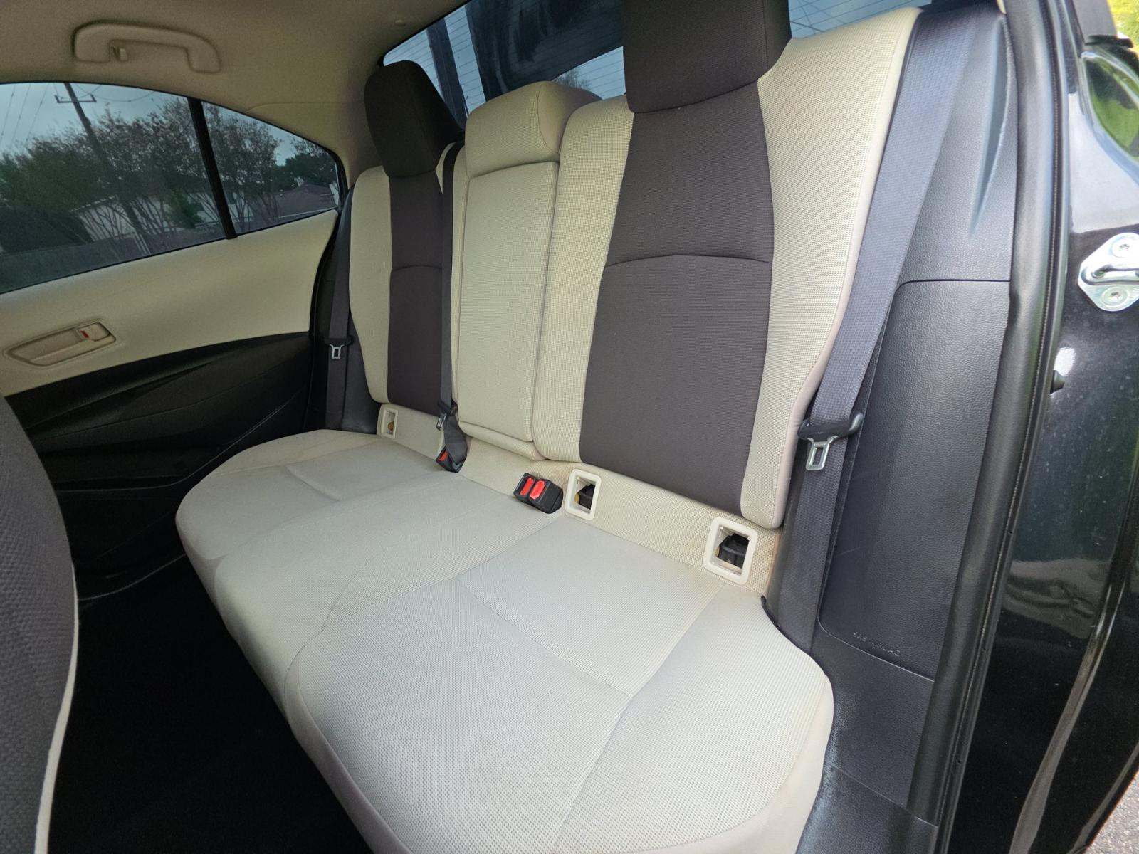 2022 Toyota Corolla LE FWD