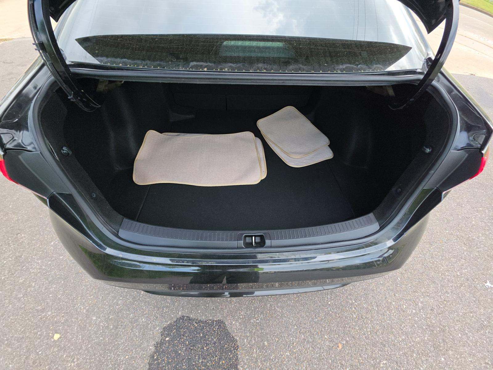 2022 Toyota Corolla LE FWD