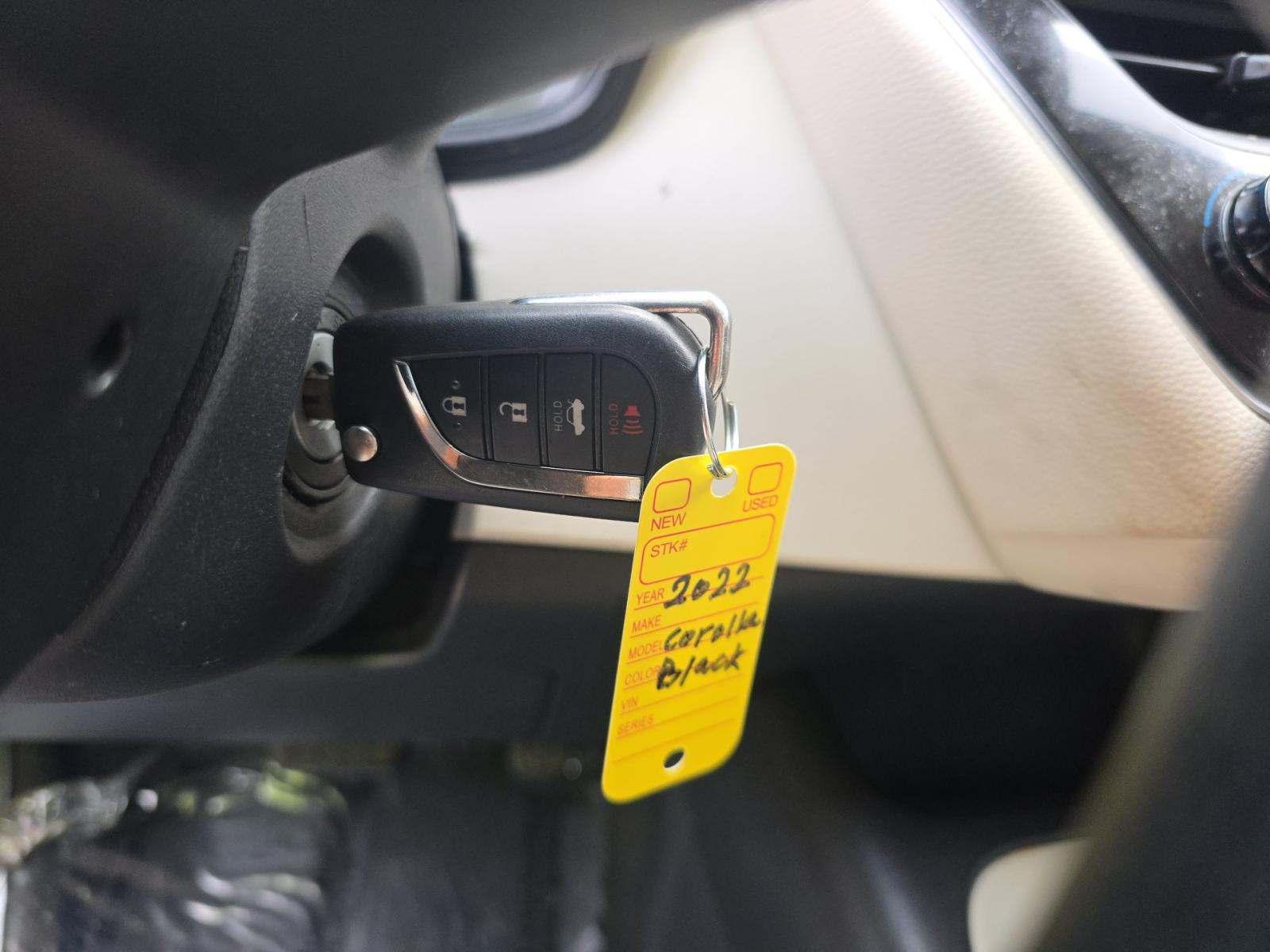 2022 Toyota Corolla LE FWD