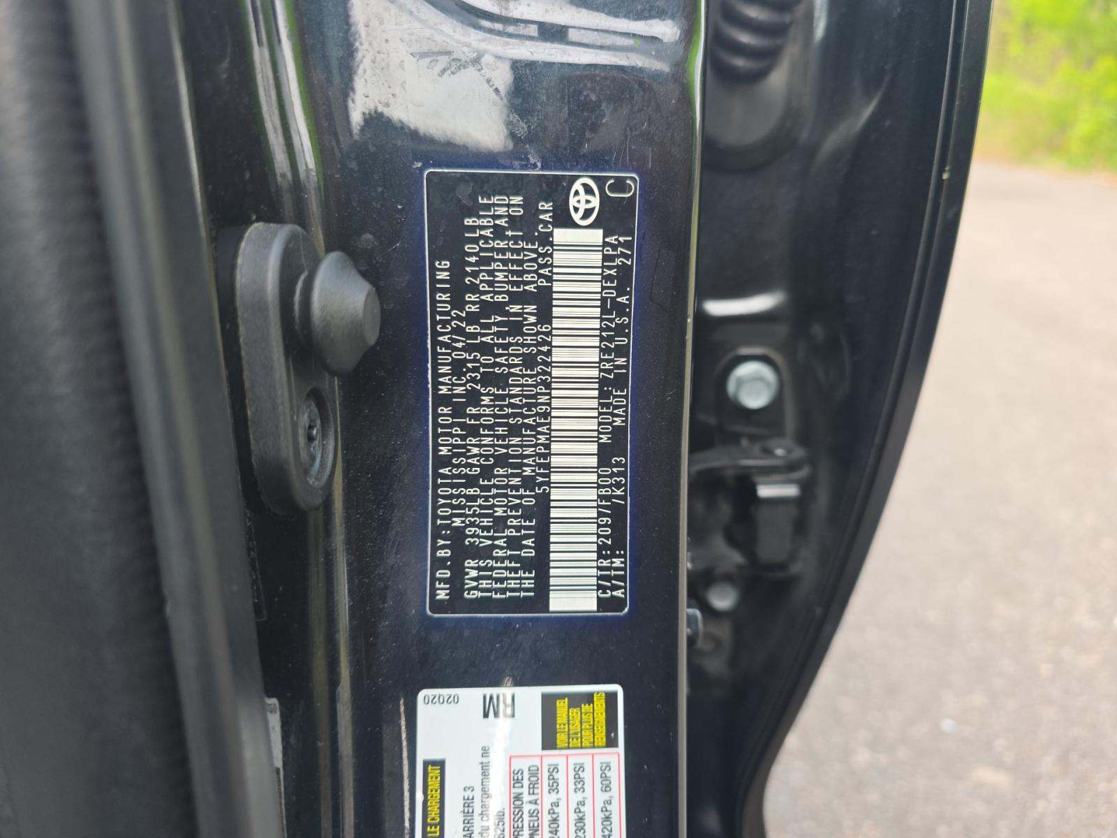 2022 Toyota Corolla LE FWD