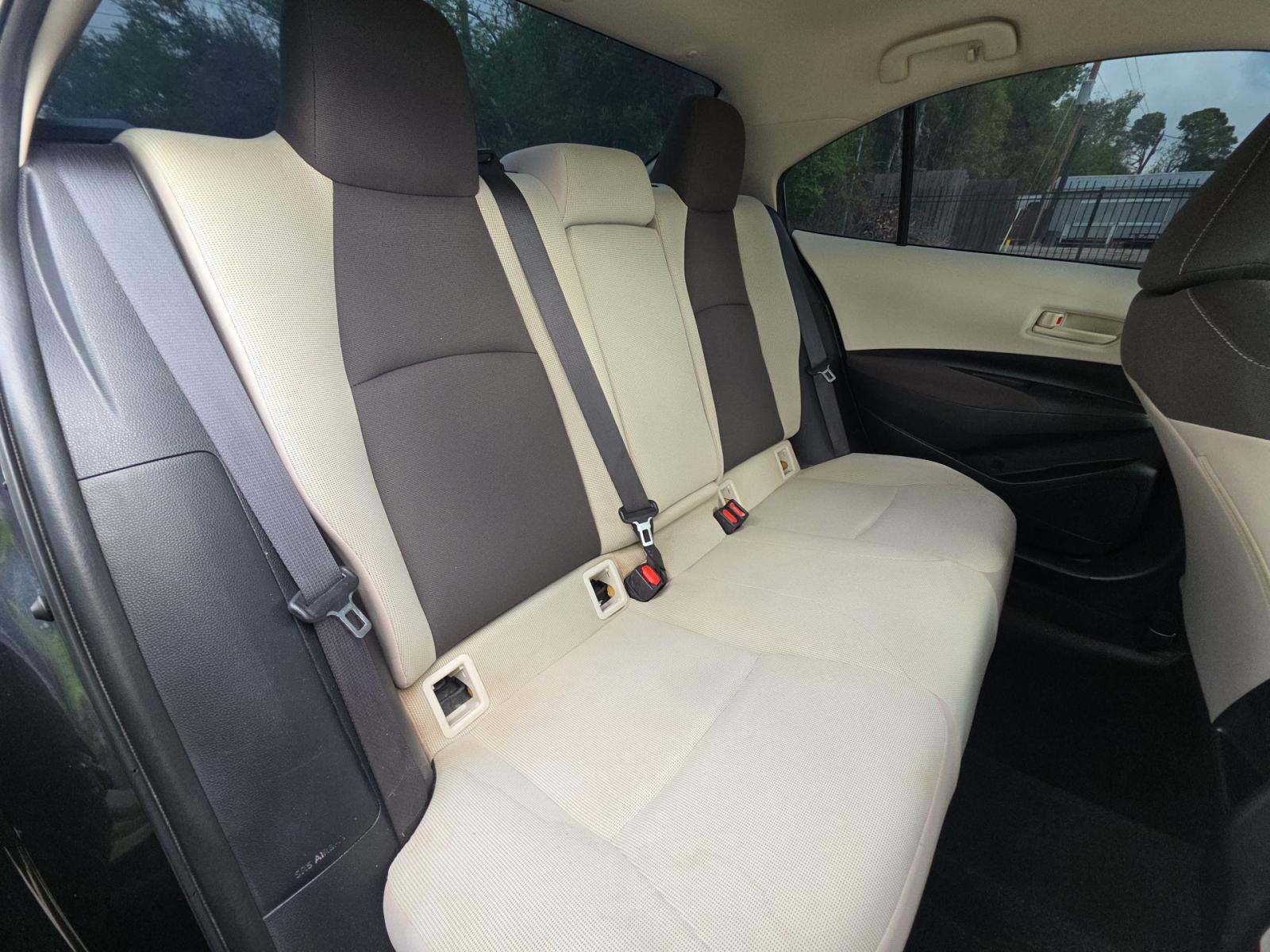 2022 Toyota Corolla LE FWD