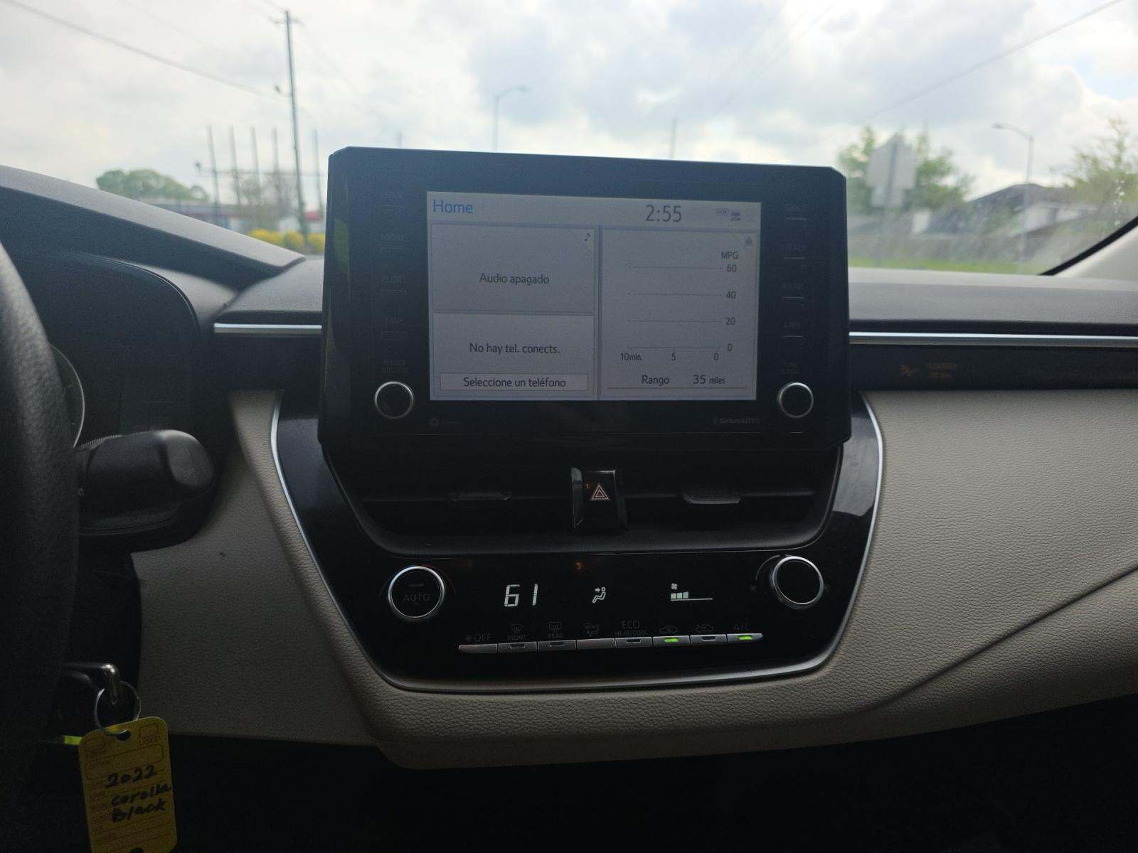 2022 Toyota Corolla LE FWD