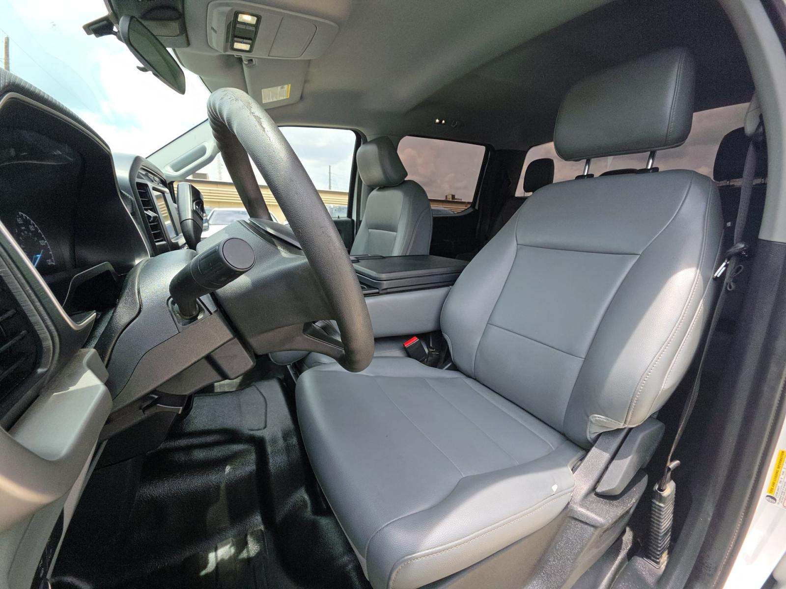 2022 Ford F-150 XL RWD