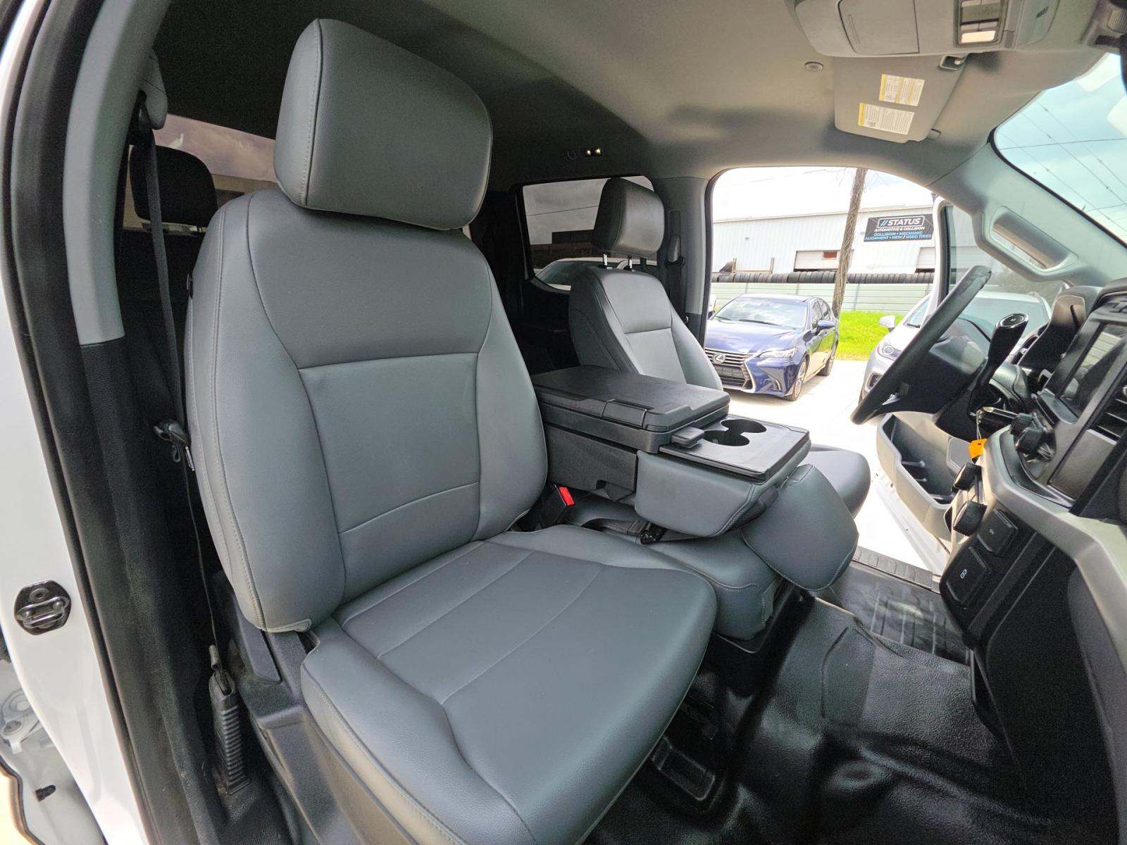 2022 Ford F-150 XL RWD