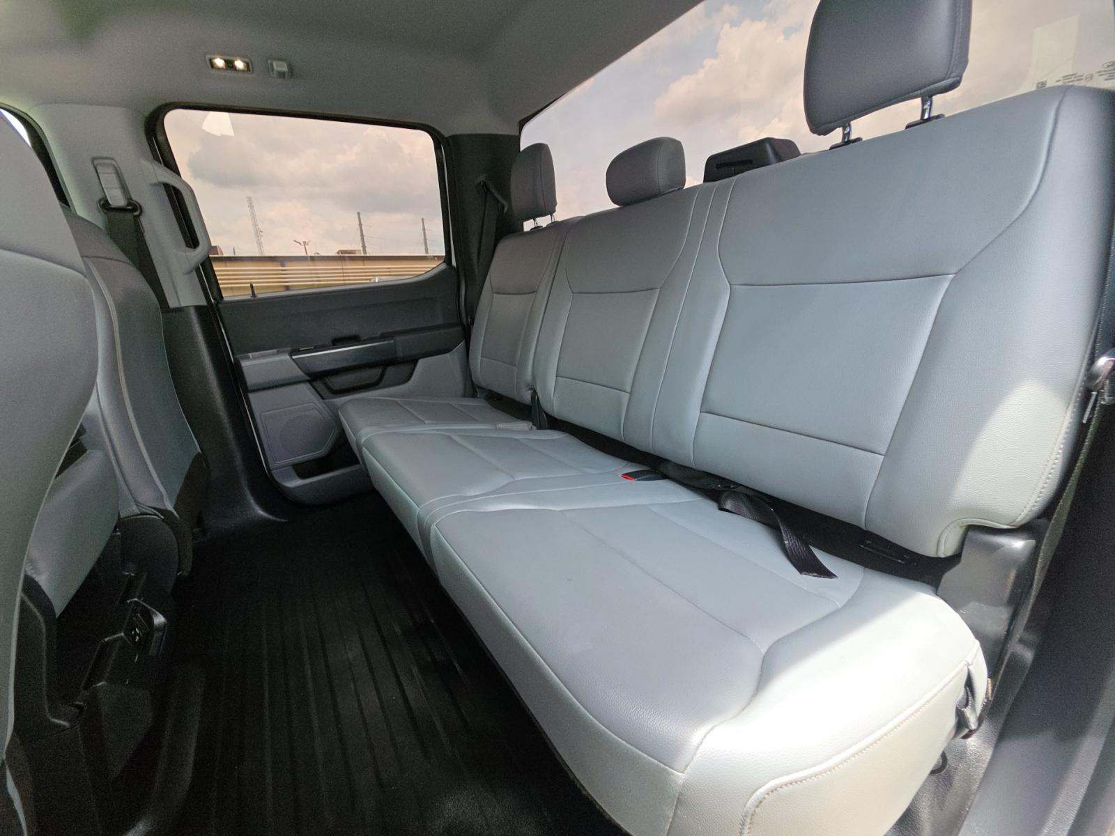2022 Ford F-150 XL RWD