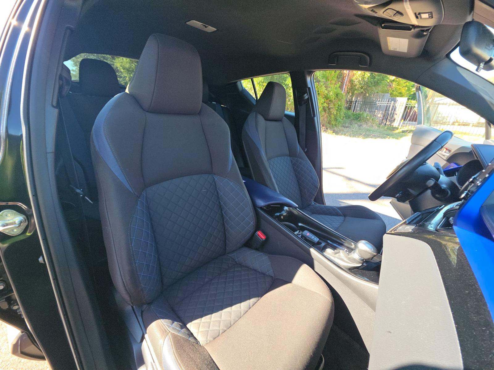 2020 Toyota C-HR XLE FWD