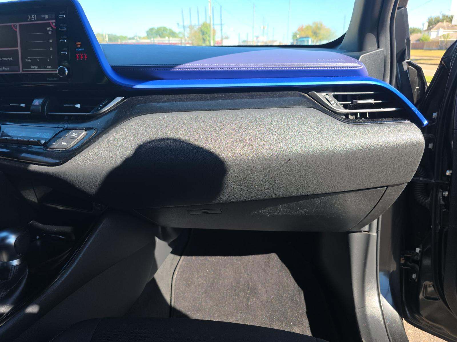 2020 Toyota C-HR XLE FWD