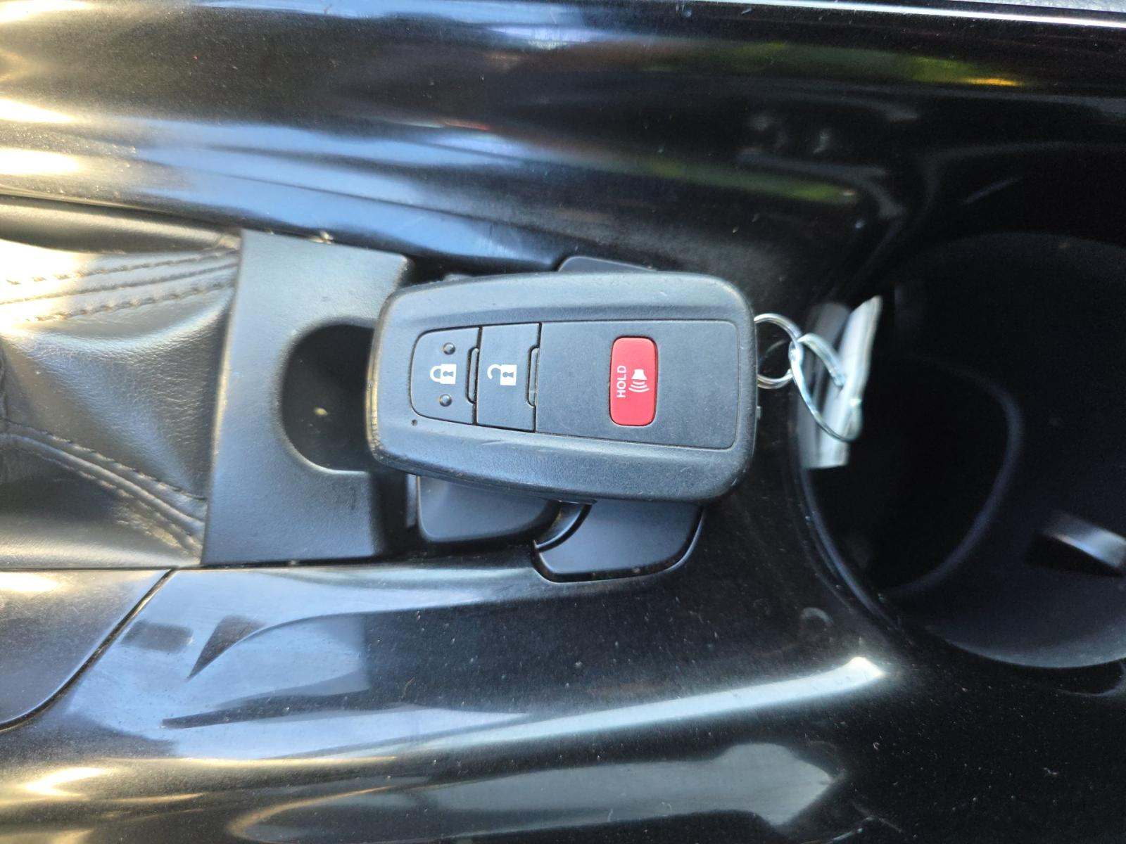 2020 Toyota C-HR XLE FWD