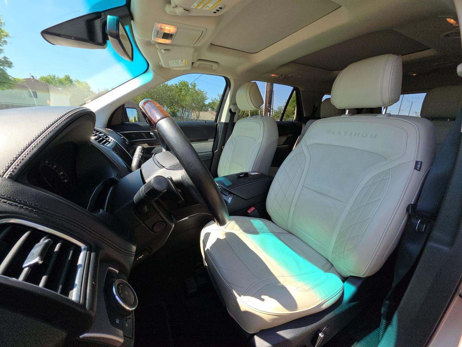 FORD EXPLORER - 2