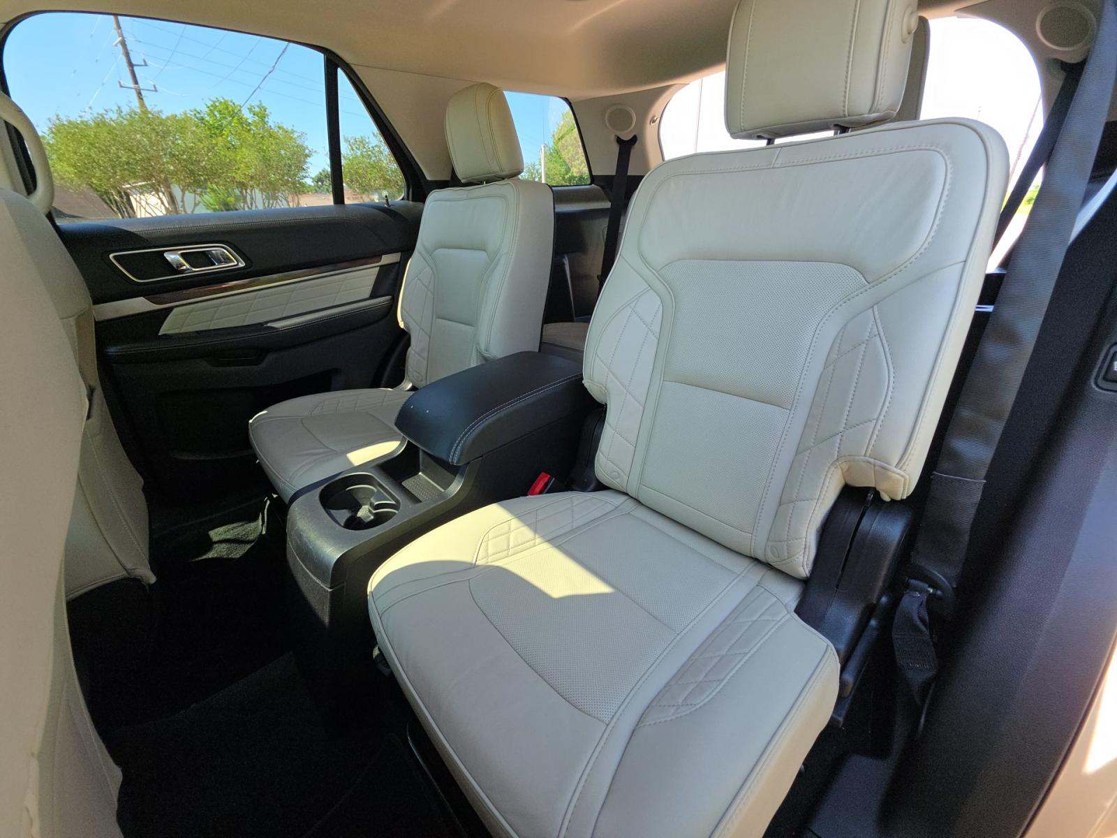 FORD EXPLORER - 9