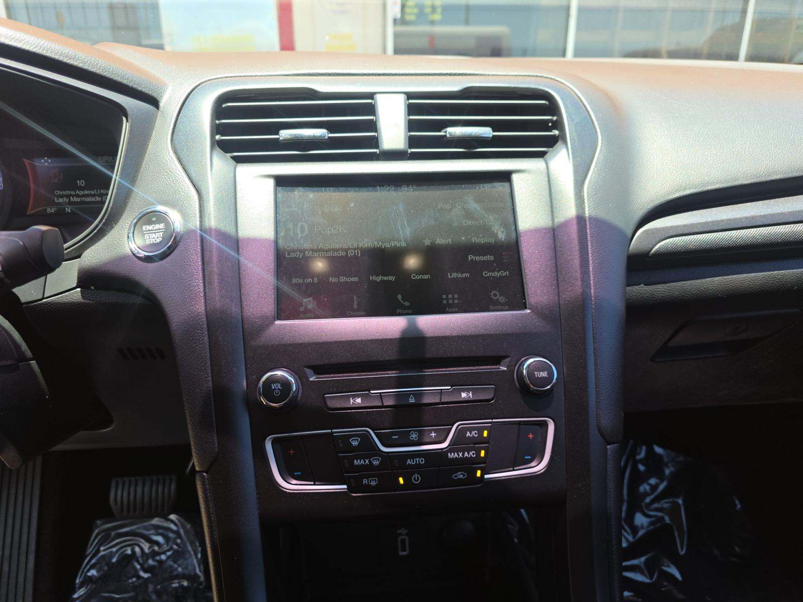 FORD FUSION - 10