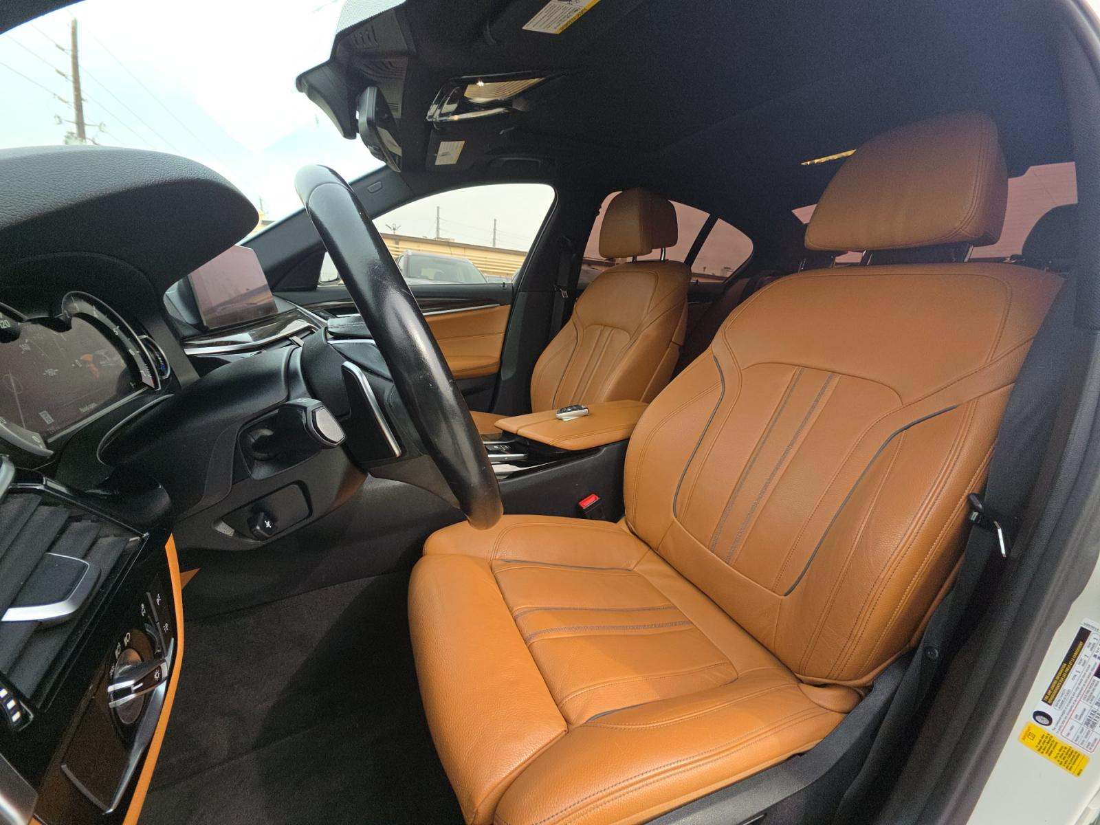 2019 BMW 5 Series 530i RWD