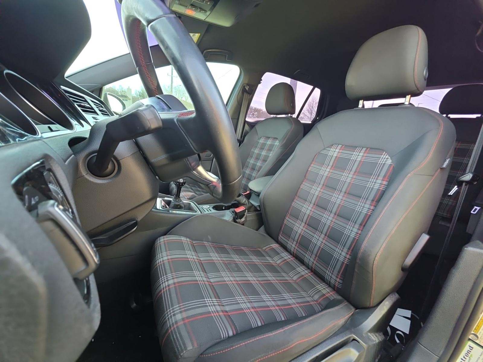 2019 Volkswagen Golf GTI 2.0T S FWD