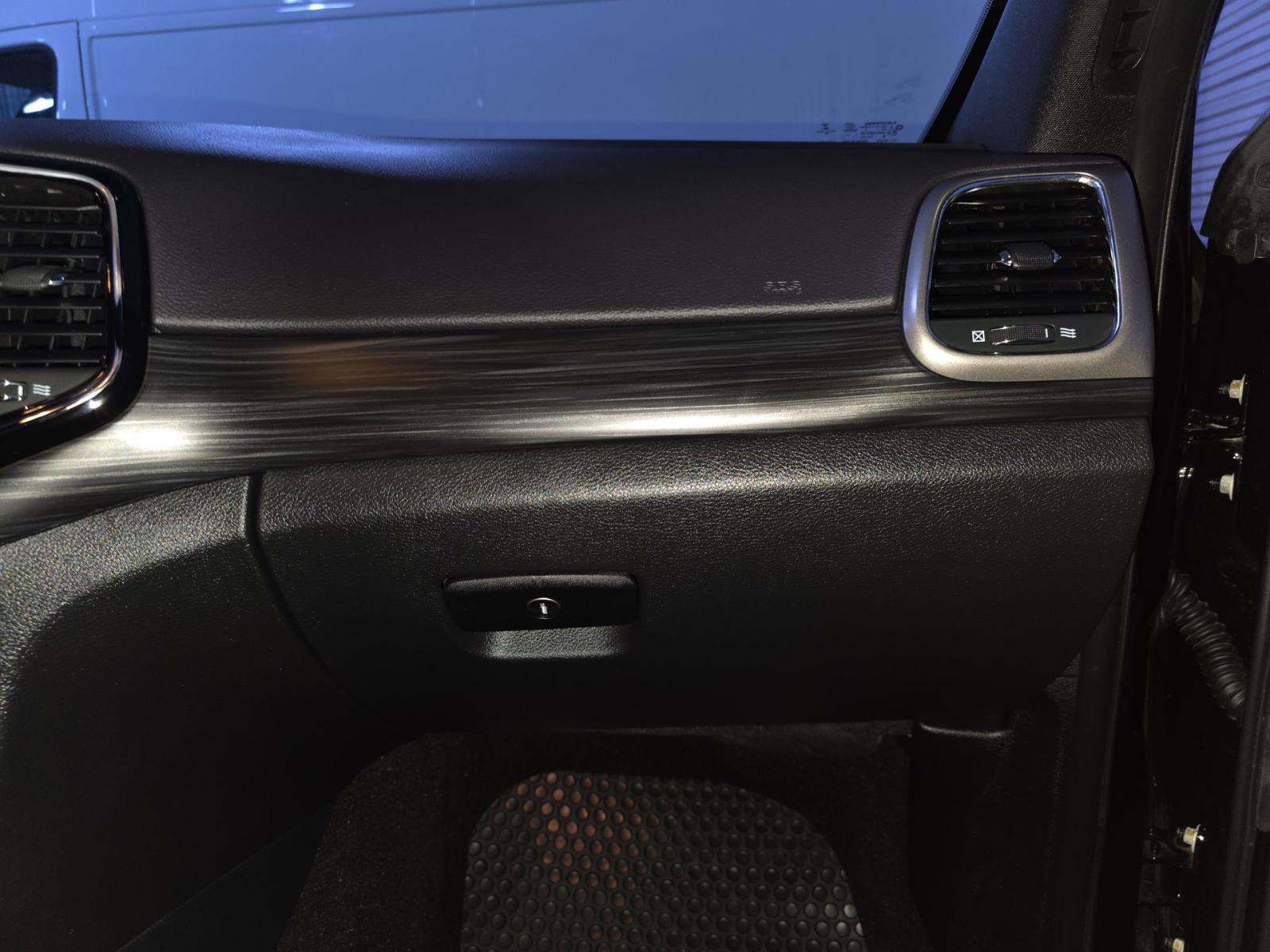 2020 Jeep Grand Cherokee Laredo E Edition RWD