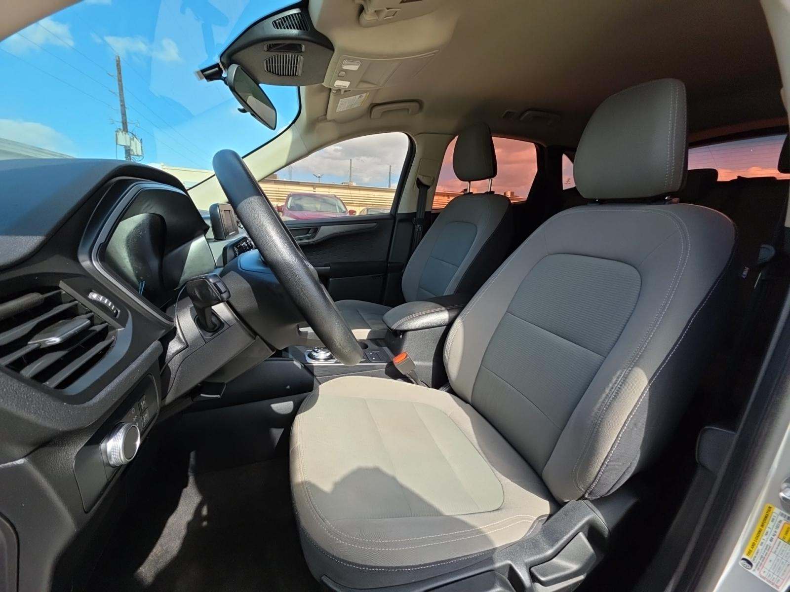 2020 Ford Escape S FWD