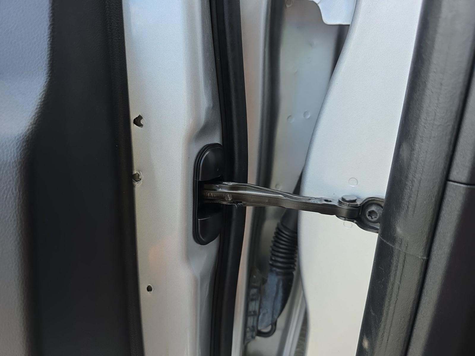 2020 Ford Escape S FWD