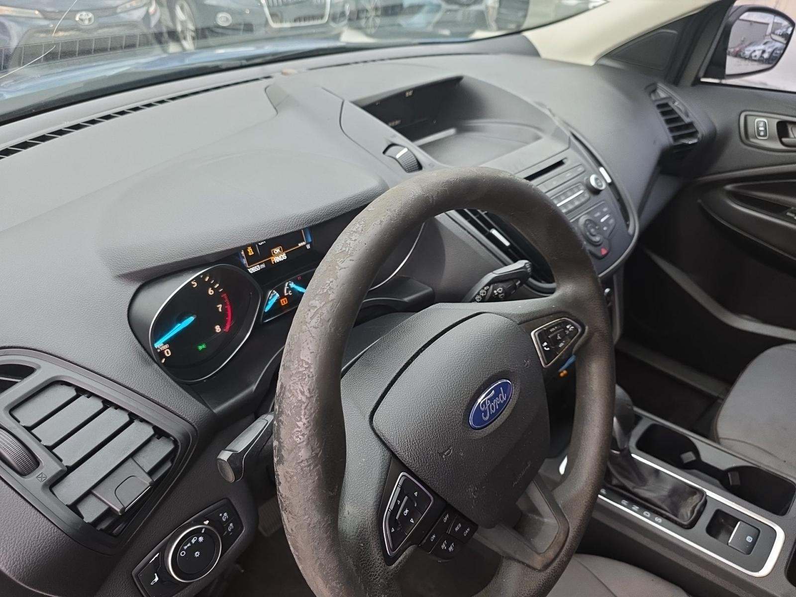 2017 Ford Escape S FWD