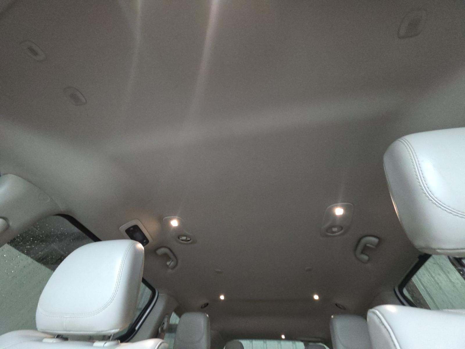 CHRYSLER VOYAGER - 7