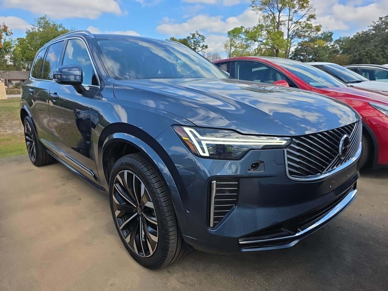 2025 Volvo XC90 B6 Plus AWD