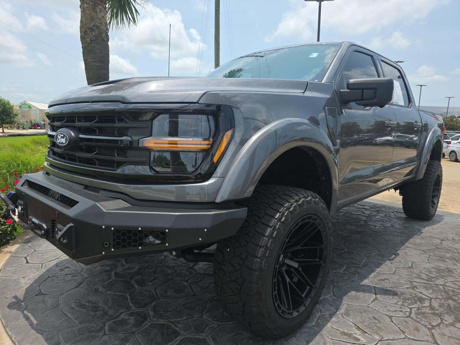 2025 Ford F-150 XLT AWD