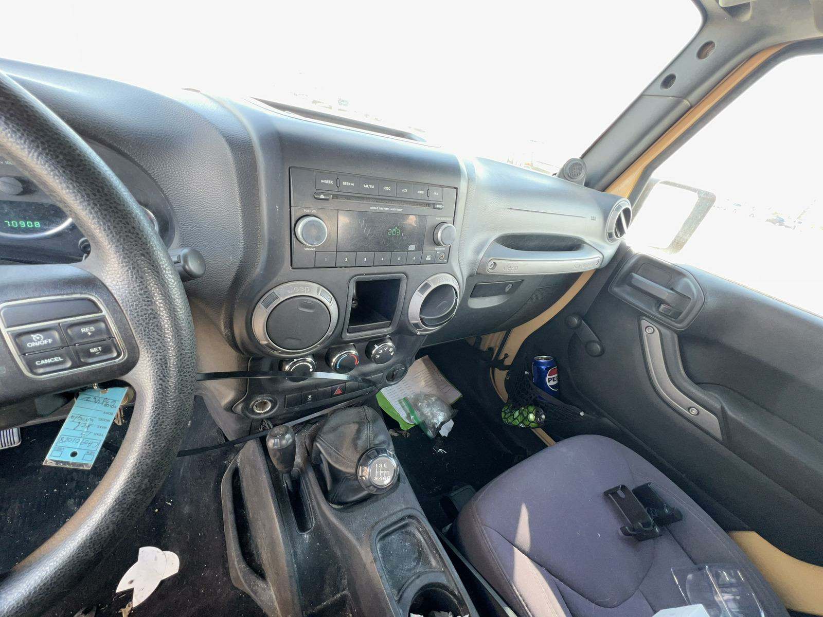 2013 Jeep Wrangler Sport AWD