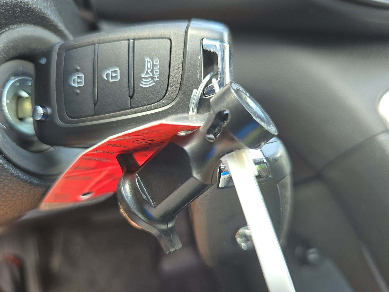 2023 Hyundai Santa Fe SE FWD