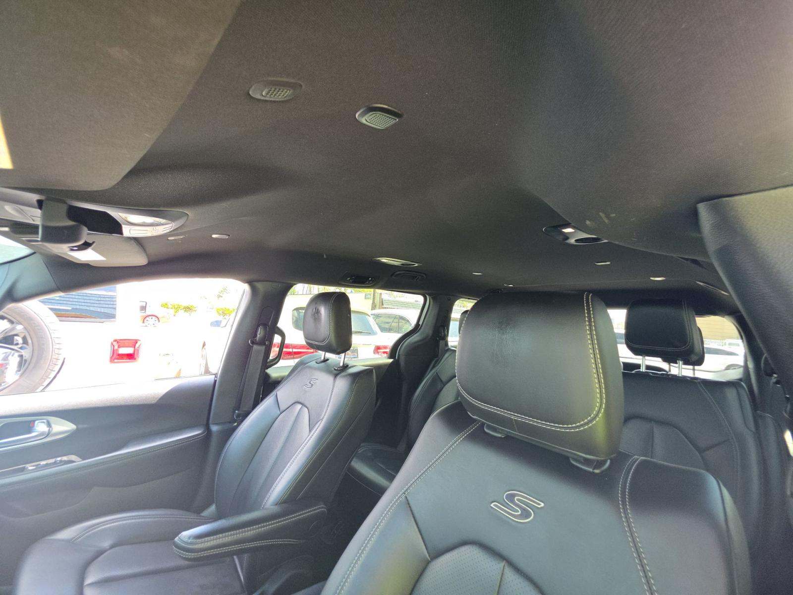 2024 Chrysler Pacifica Hybrid Select S Appearance FWD