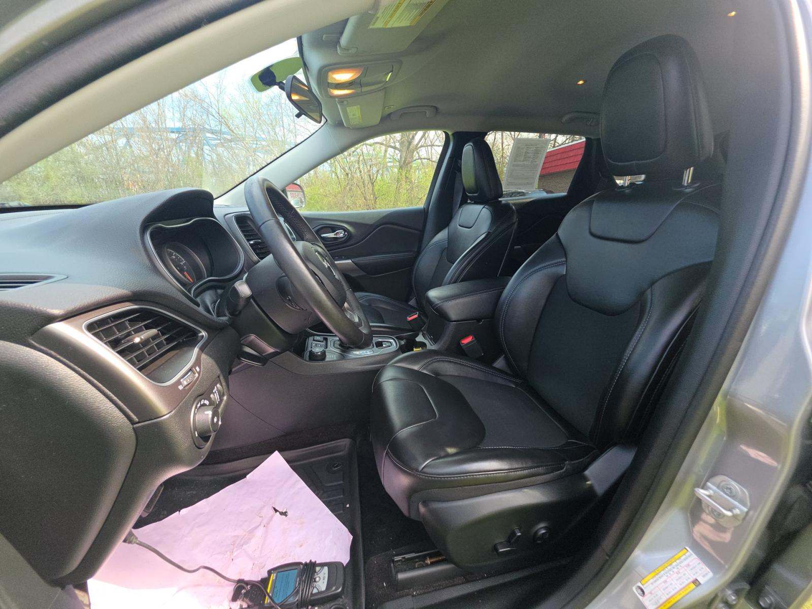 JEEP LATITUDE PLUS - 6