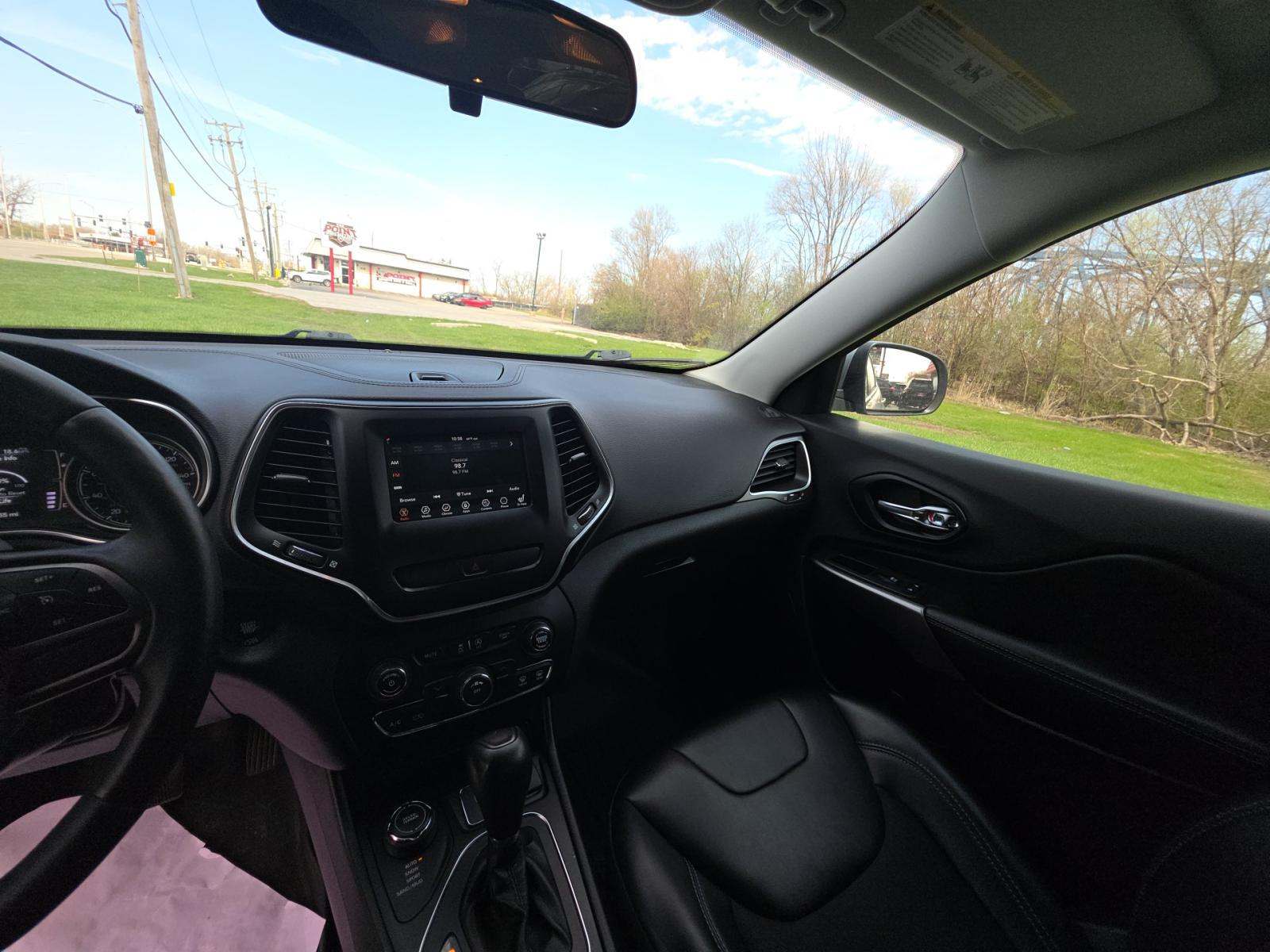 JEEP LATITUDE PLUS - 10