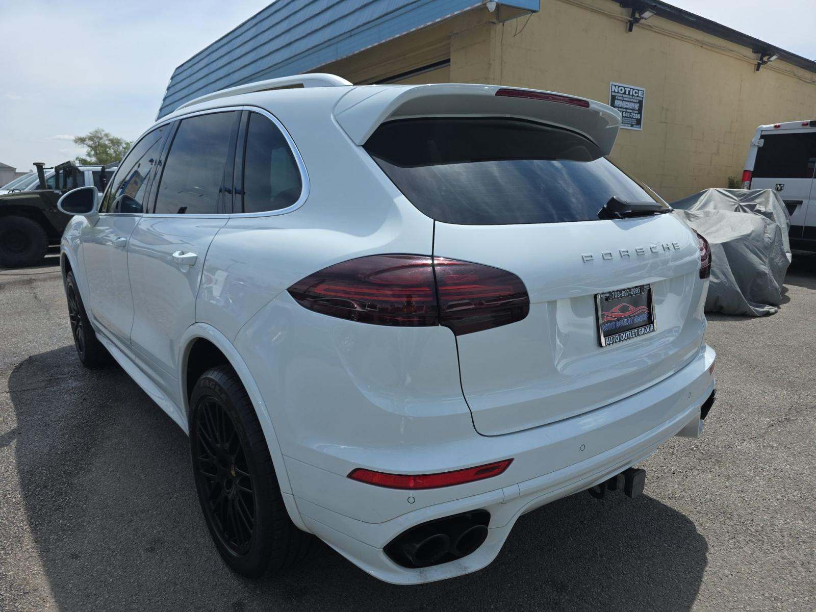 PORSCHE CAYENNE - 2