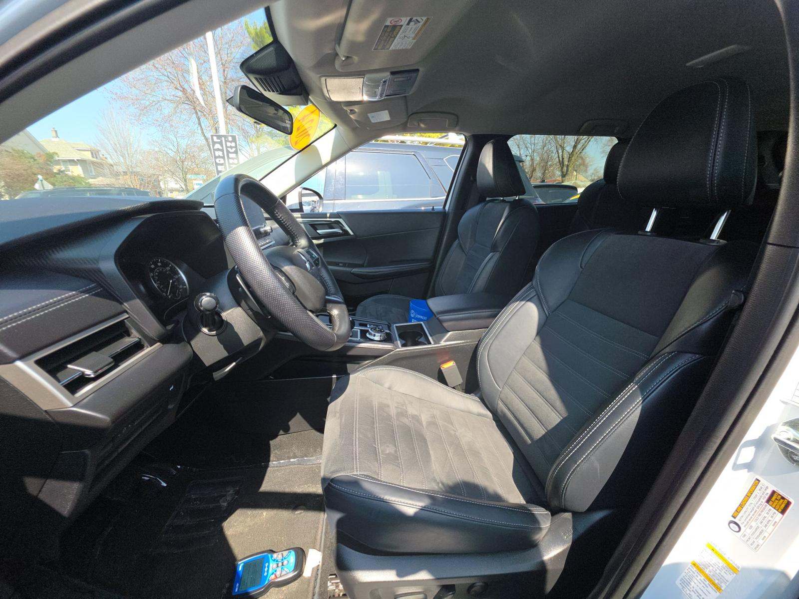 2024 Mitsubishi Outlander SE AWD