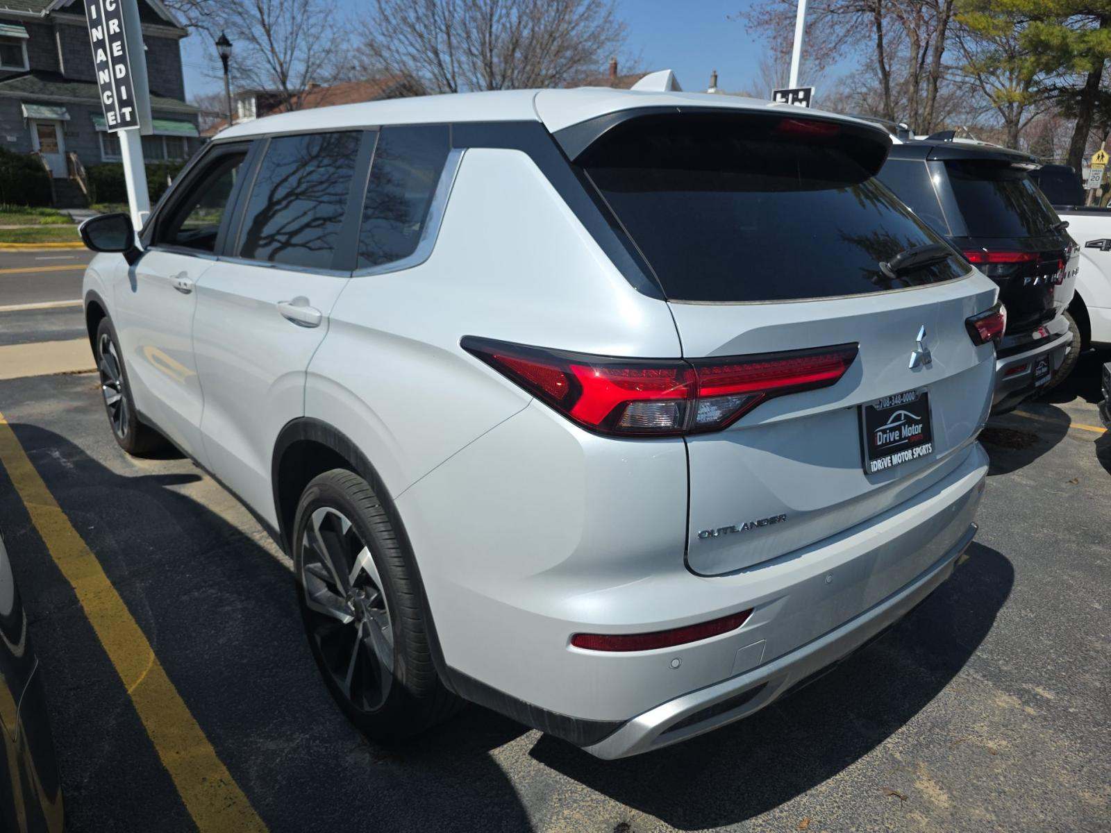 2024 Mitsubishi Outlander SE AWD