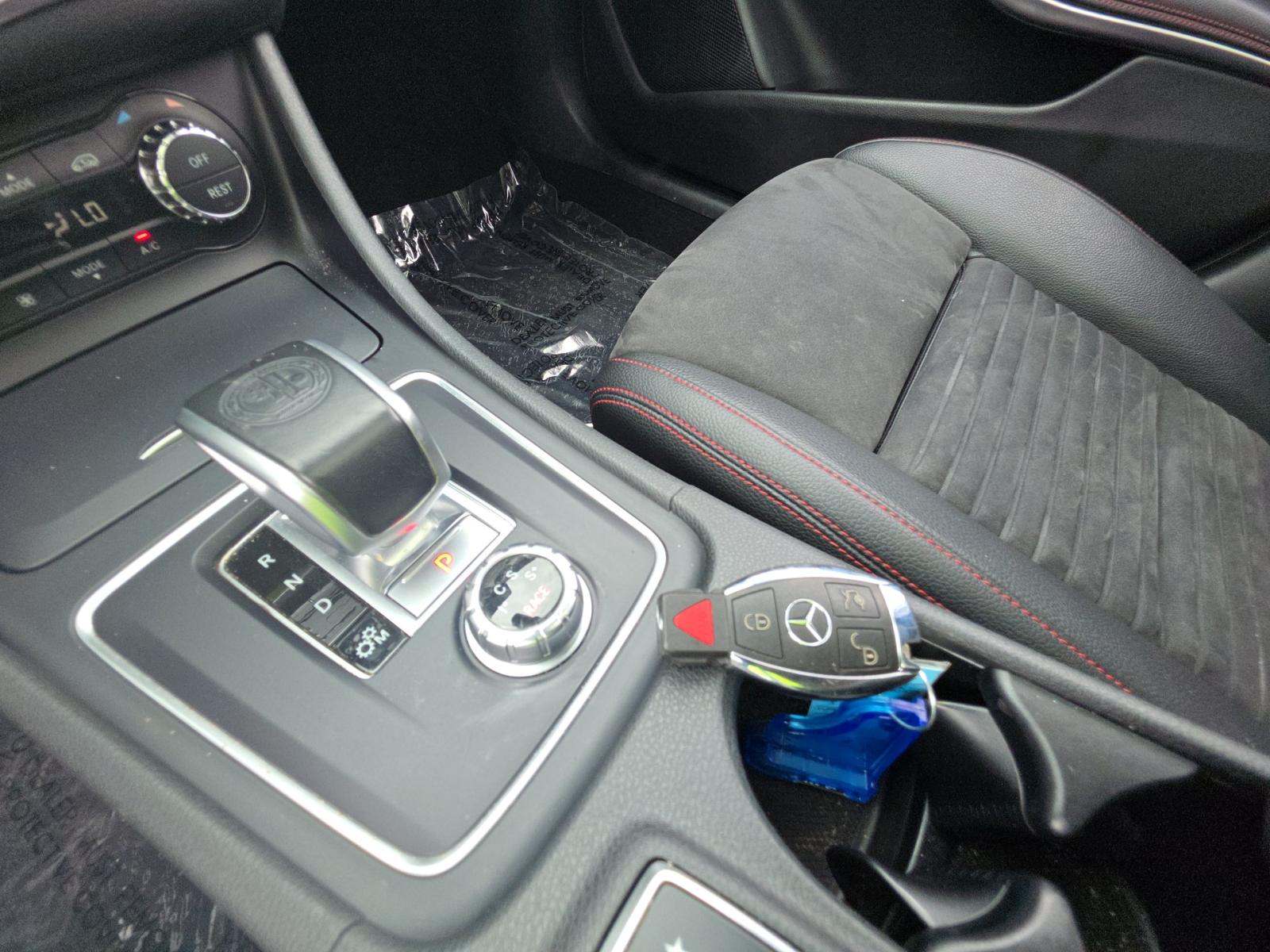 MERCEDES-BENZ GLA-CLASS AMG - 8