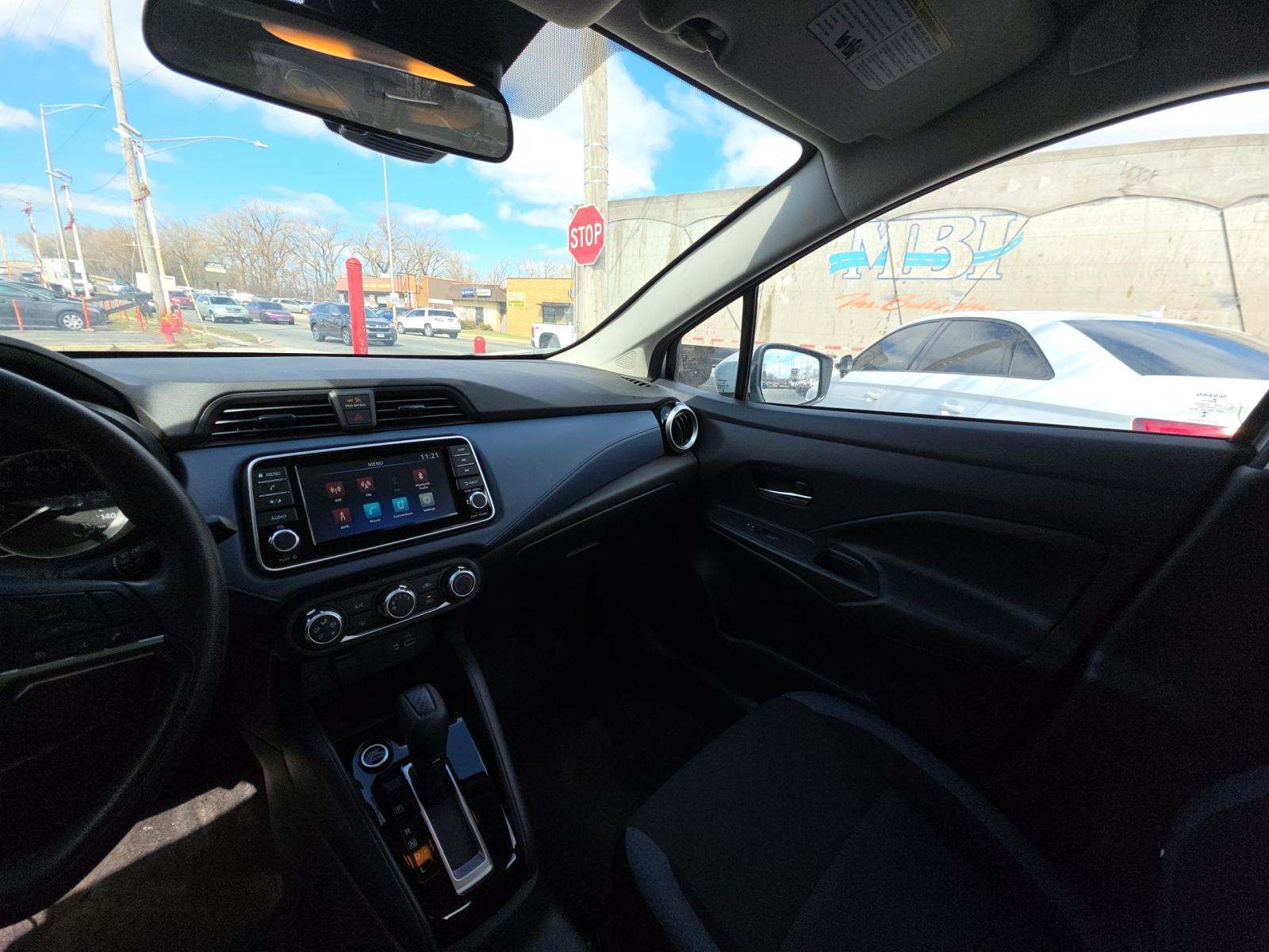 NISSAN VERSA - 10