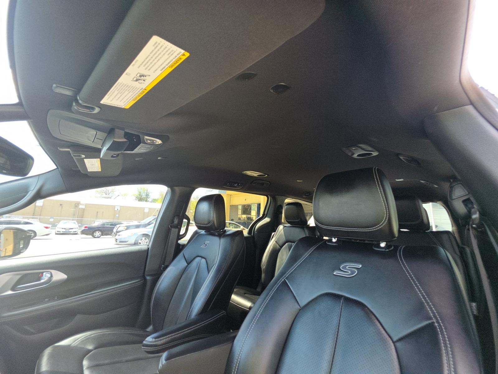 2024 Chrysler Pacifica Hybrid Select S Appearance FWD