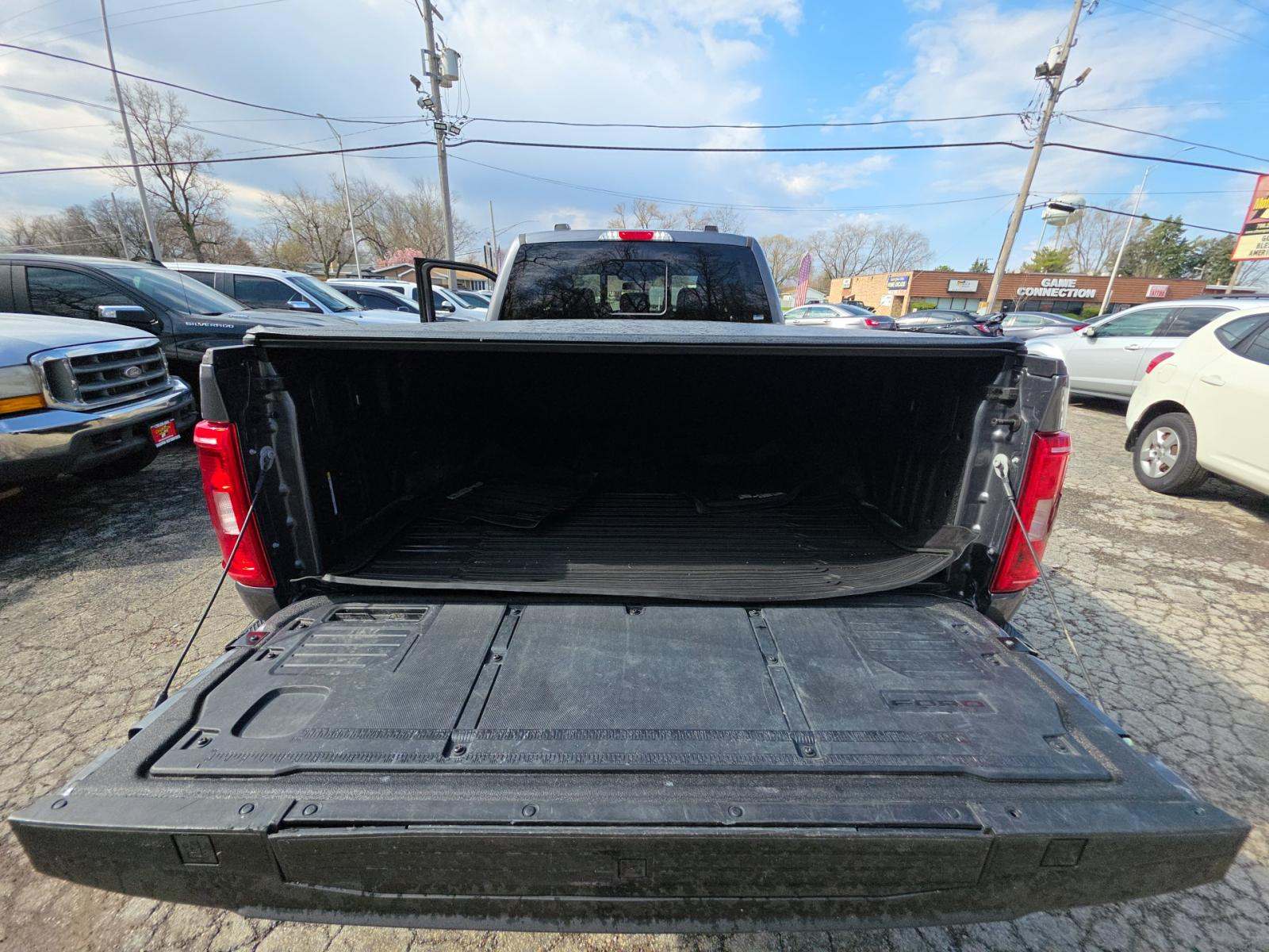 2023 Ford F-150 Hybrid XLT AWD