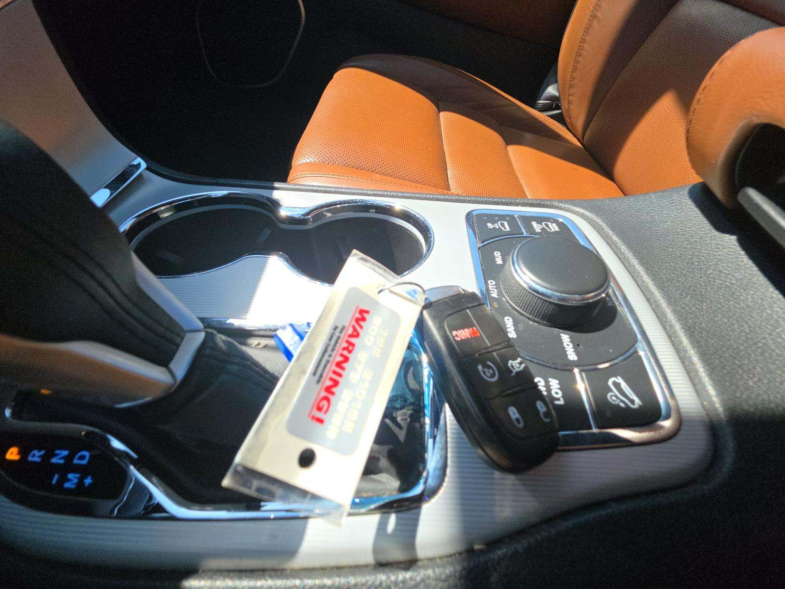 JEEP GRAND CHEROKEE - 8