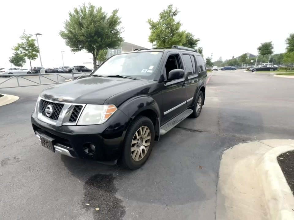 2012 Nissan Pathfinder LE RWD