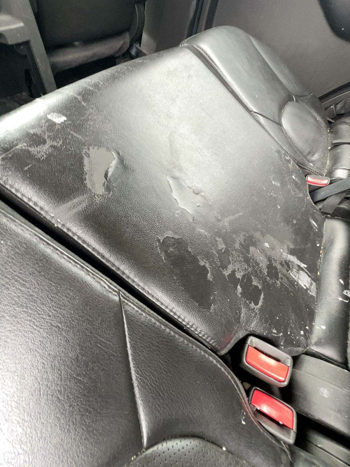 2012 Nissan Pathfinder LE RWD