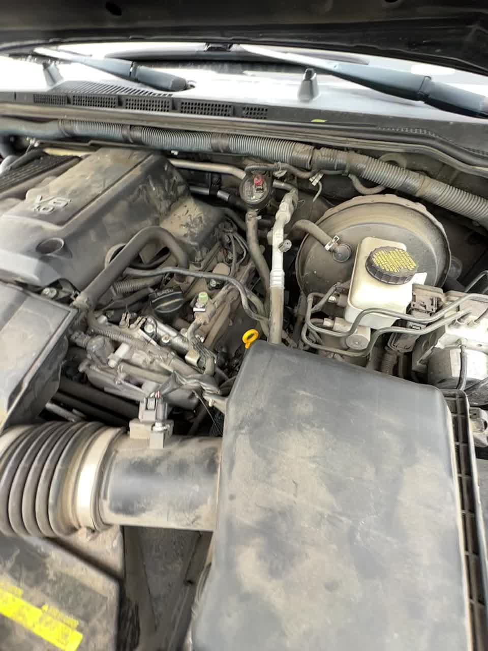 2012 Nissan Pathfinder LE RWD