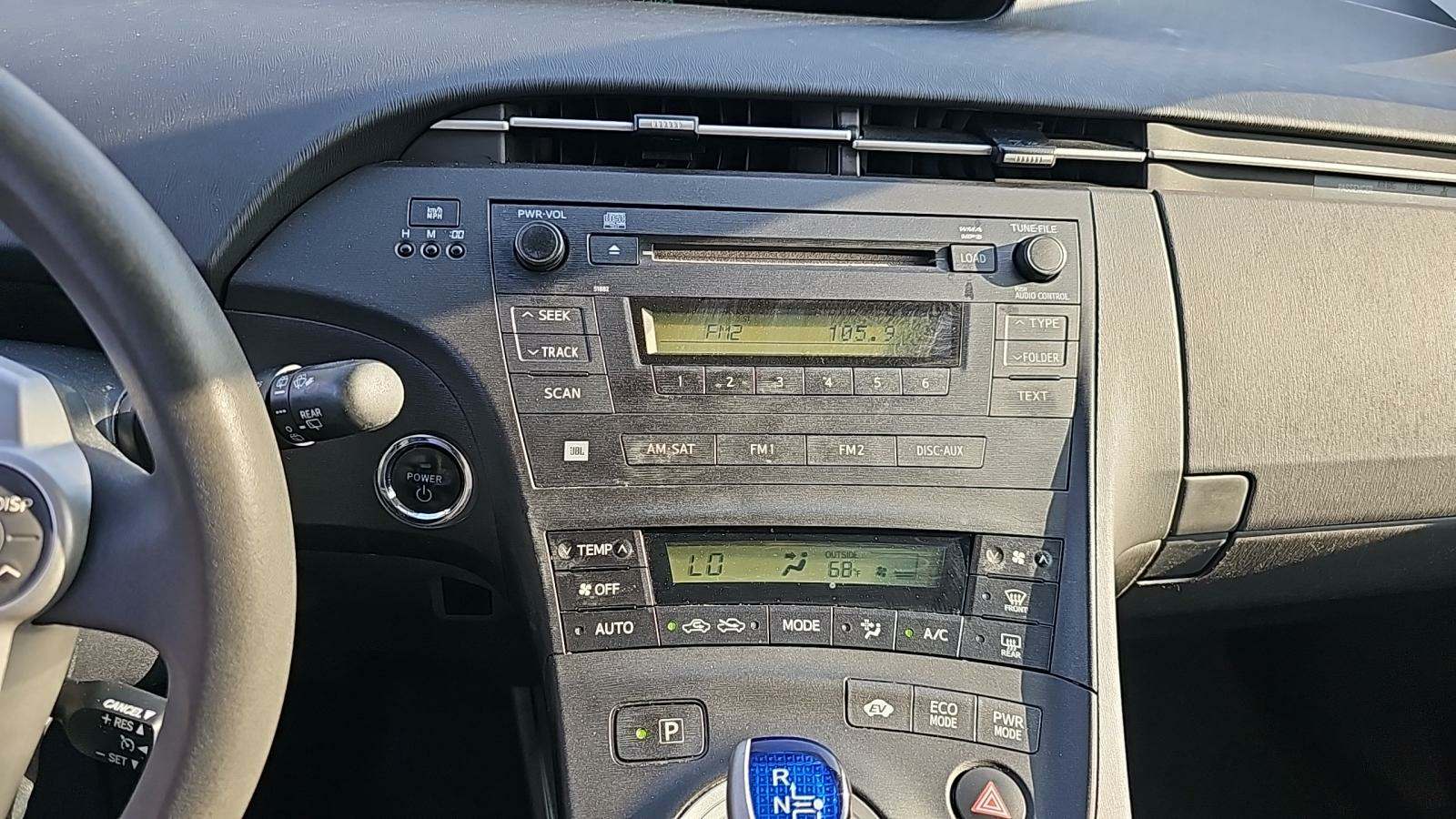 2011 Toyota Prius III FWD